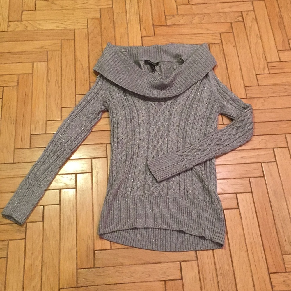 🆕White House l Black Market Scoop Grey Sweater XL